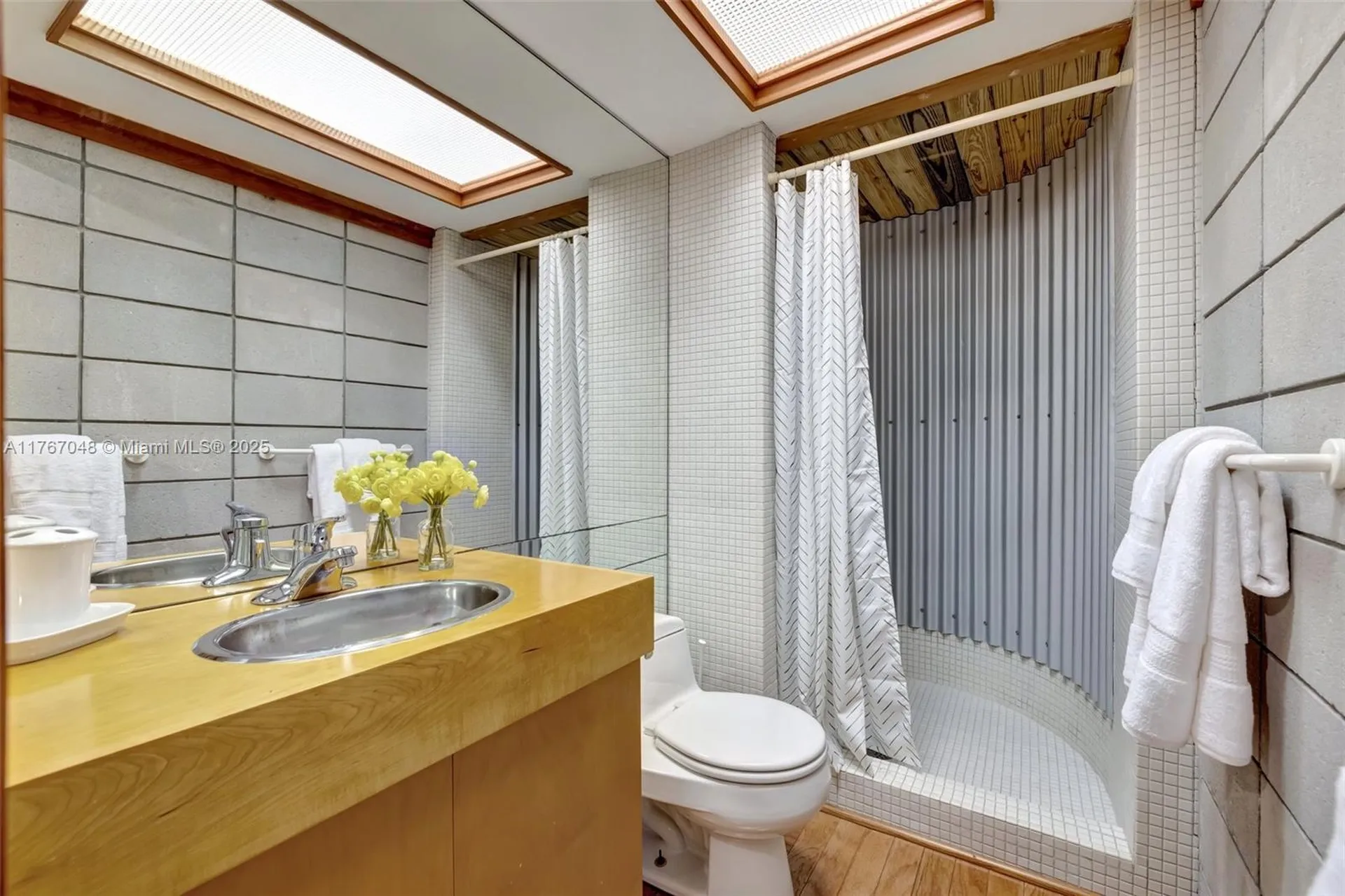 2410 SW 29th Way Fort Lauderdale FL 33312