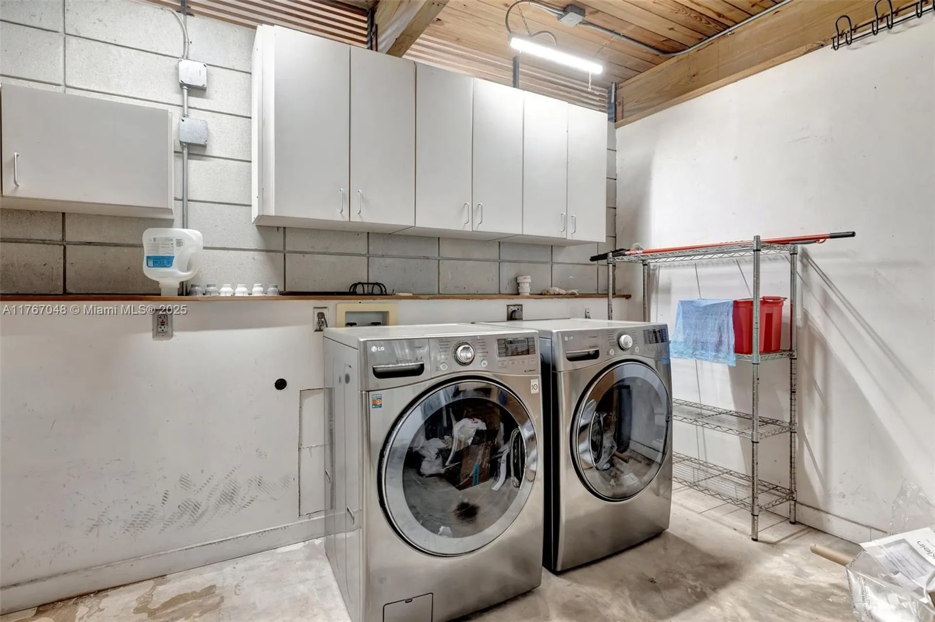 2410 SW 29th Way Fort Lauderdale FL 33312