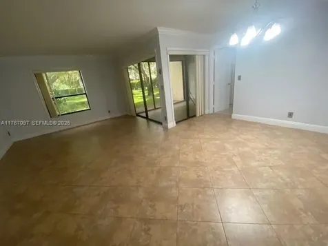 3933 Cocoplum Circle Coconut Creek FL 33063