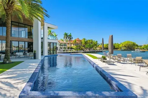 84 Isla Bahia Drive Fort Lauderdale FL 33316