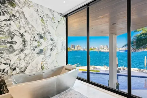 84 Isla Bahia Drive Fort Lauderdale FL 33316