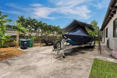32006 SW 206th Avenue Homestead FL 33030