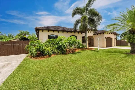 32006 SW 206th Avenue Homestead FL 33030