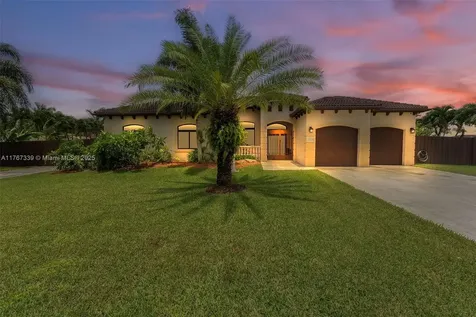 32006 SW 206th Avenue Homestead FL 33030
