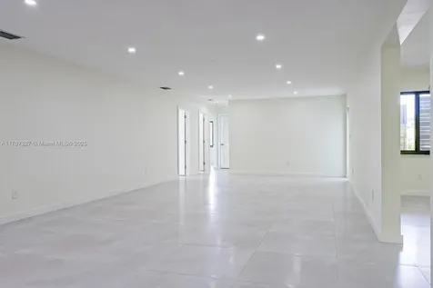 9463 SW 35th Street Miami FL 33165
