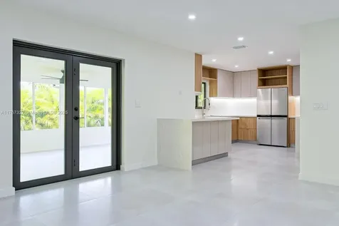 9463 SW 35th Street Miami FL 33165