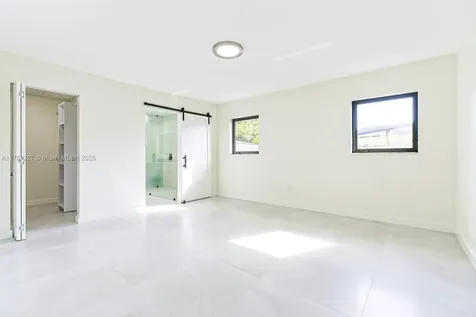 9463 SW 35th Street Miami FL 33165