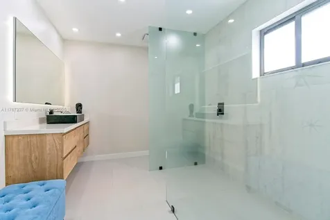9463 SW 35th Street Miami FL 33165