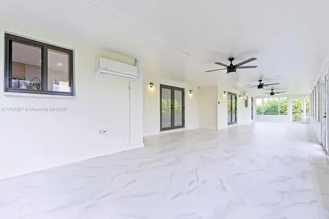 9463 SW 35th Street Miami FL 33165