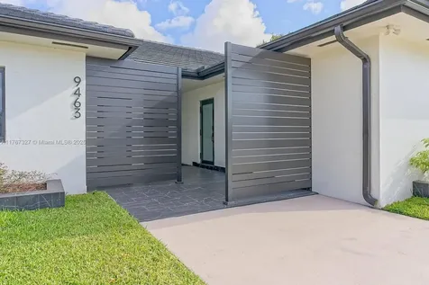 9463 SW 35th Street Miami FL 33165