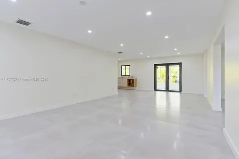 9463 SW 35th Street Miami FL 33165