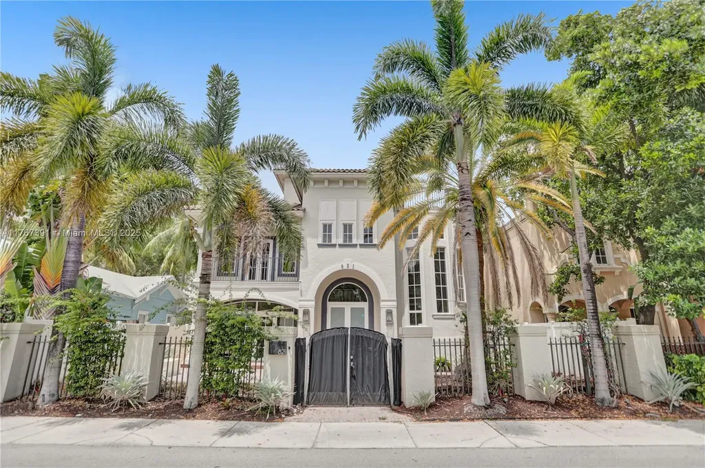 821 SE 2nd Court Fort Lauderdale FL 33301