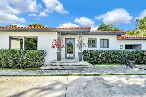 1098 Hunting Lodge Drive Miami Springs FL 33166