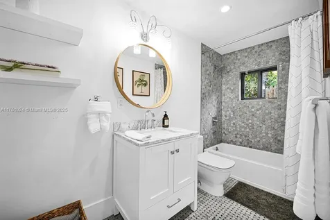 1098 Hunting Lodge Drive Miami Springs FL 33166