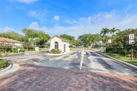 6244 NW 38th Drive Coral Springs FL 33067