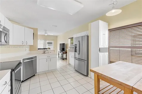 6244 NW 38th Drive Coral Springs FL 33067
