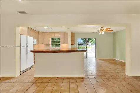 9105 SW 179th Street Palmetto Bay FL 33157