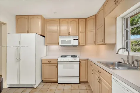 9105 SW 179th Street Palmetto Bay FL 33157