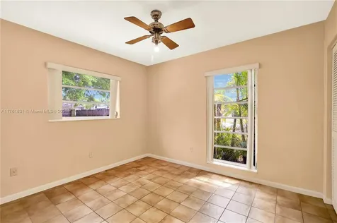 9105 SW 179th Street Palmetto Bay FL 33157