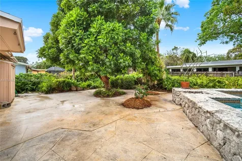 9105 SW 179th Street Palmetto Bay FL 33157