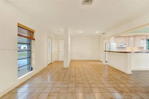 9105 SW 179th Street Palmetto Bay FL 33157