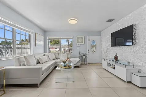 15320 SW 308th Street Homestead FL 33033