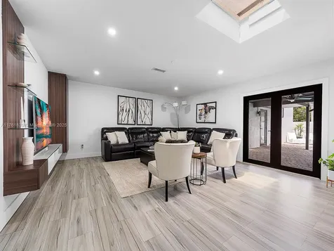 15521 SW 152nd Terrace Miami FL 33187