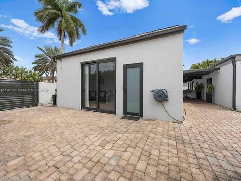 15521 SW 152nd Terrace Miami FL 33187