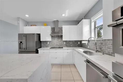 2594 SE 2nd Street Homestead FL 33033