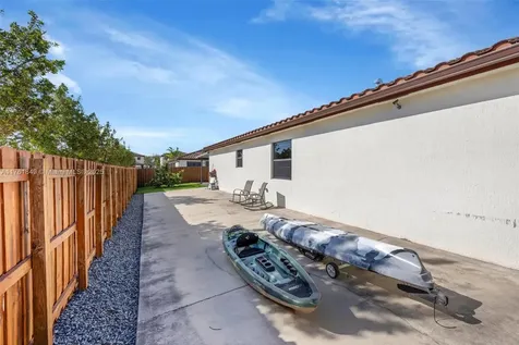 2594 SE 2nd Street Homestead FL 33033