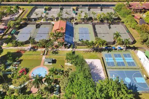 10643 NW 54th Street Doral FL 33178
