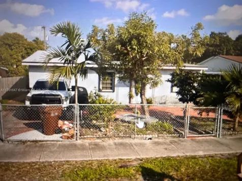 625 E 28th Street Hialeah FL 33013