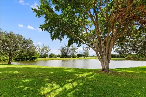 5602 E Parkwalk Circle E Boynton Beach FL 33472