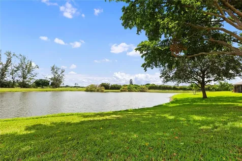 5602 E Parkwalk Circle E Boynton Beach FL 33472