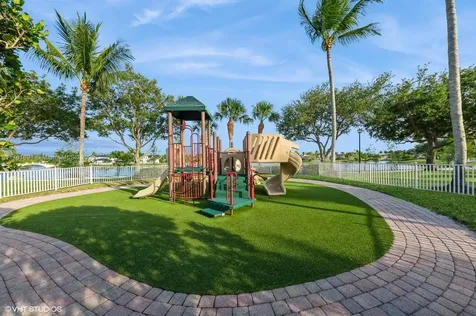 8163 Montserrat Place Wellington FL 33414