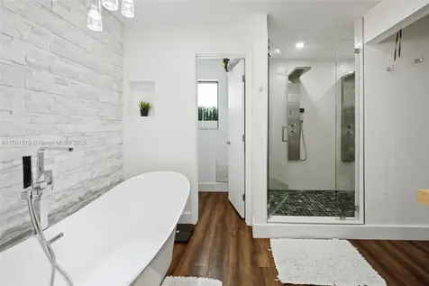 866 Hawthorn Terrace Weston FL 33327