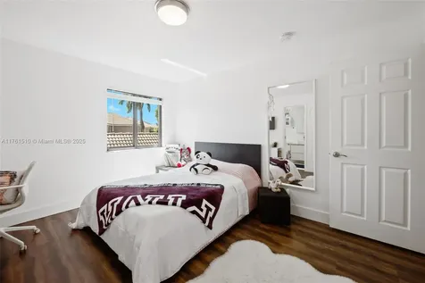 866 Hawthorn Terrace Weston FL 33327