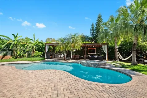 866 Hawthorn Terrace Weston FL 33327