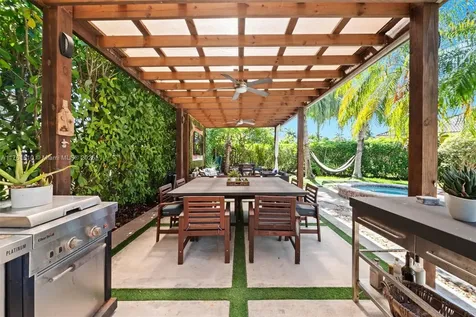 866 Hawthorn Terrace Weston FL 33327