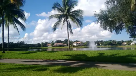 866 Hawthorn Terrace Weston FL 33327
