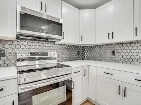 404 SW 4th Terrace Hallandale Beach FL 33009