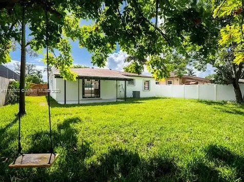 404 SW 4th Terrace Hallandale Beach FL 33009