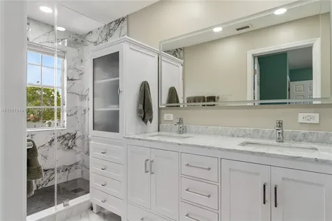 Pembroke Pines FL 33029