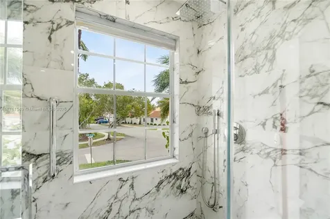 Pembroke Pines FL 33029