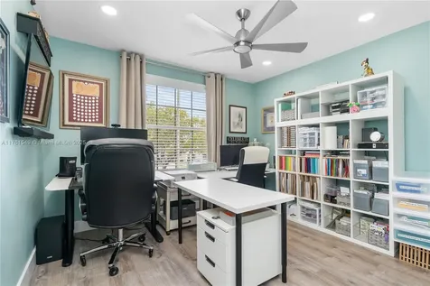 Pembroke Pines FL 33029