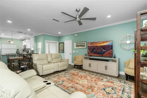 Pembroke Pines FL 33029