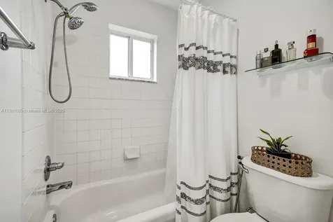 454 Silver Palm Way Weston FL 33327