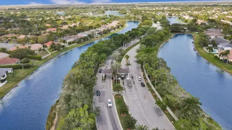 454 Silver Palm Way Weston FL 33327