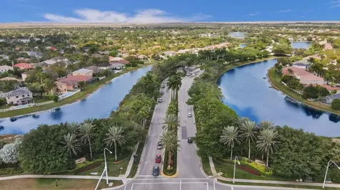454 Silver Palm Way Weston FL 33327