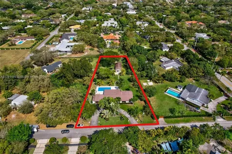 8735 SW 118th Street Miami FL 33176